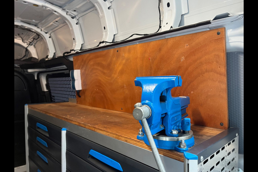 Ford Transit Custom AUTOMAAT SERVICEWAGEN 340 2.0 TDCI EURO6 L2H2 TREND SORTIMO INRICHTING STANDKACHEL V230 OMVORMER RIJKLAARPRIJS