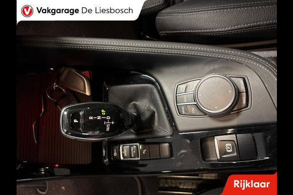 BMW X2 SDrive20i High Executive / M-pakket / leer / navi / camera / head up / stoelverw