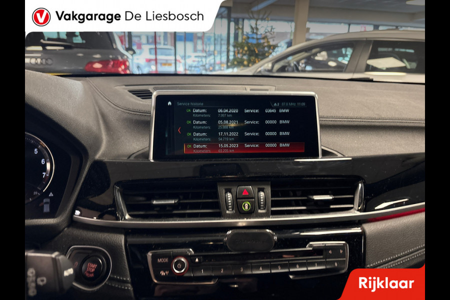 BMW X2 SDrive20i High Executive / M-pakket / leer / navi / camera / head up / stoelverw