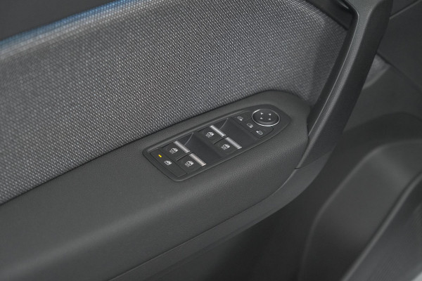 Renault Captur 1.8 E-Tech Full Hybrid 160 Techno | Camera | Winterpakket | Adaptieve Cruise Control | Apple Carplay