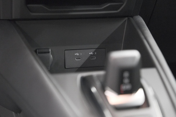 Renault Captur 1.8 E-Tech Full Hybrid 160 Techno | Camera | Winterpakket | Adaptieve Cruise Control | Apple Carplay