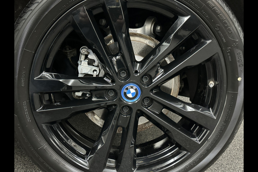BMW i3 Unique Forever Edition 120Ah Sport-Pakket | Navi-Prof | Warmtepomp | 94% SOH | Snel Laden | Panorama | Camera | LED | Leder | 20'' | Stoelverwarming | BTW |