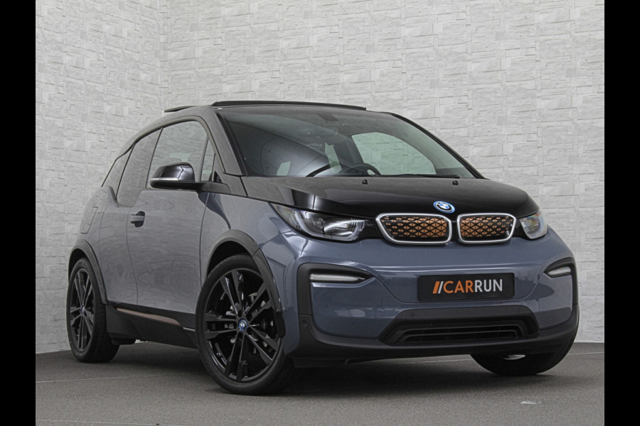 BMW i3 Unique Forever Edition 120Ah Sport-Pakket | Navi-Prof | Warmtepomp | 94% SOH | Snel Laden | Panorama | Camera | LED | Leder | 20'' | Stoelverwarming | BTW |