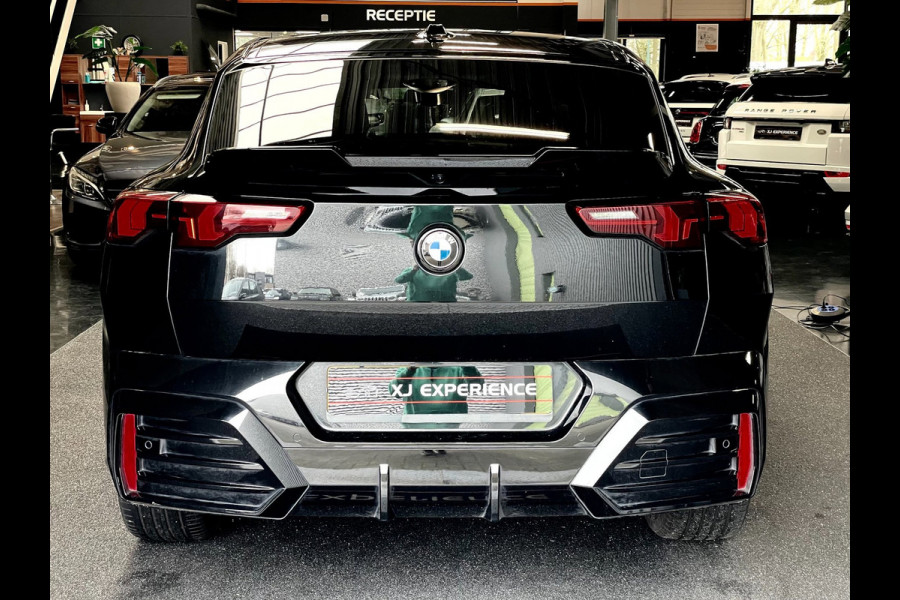 BMW X2 SDrive20i M-Sport Launch Edition NAP MASSAGE PANO GARANTIE EL.TREKHAAK
