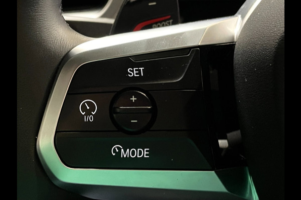 BMW X2 SDrive20i M-Sport Launch Edition NAP MASSAGE PANO GARANTIE EL.TREKHAAK