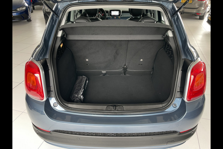 Fiat 500X 1.4 Turbo MultiAir Mirror Achteruitrijcamera - Navigatie - Apple carplay - Airco - Cruise control - Parkeersensor achter - Radio - Dakrails - Bluetooth - Elektrische ramen - Licht metalen velgen 17 inch - Start/ stop systeem - Stuur leder - Stuur multifunctioneel - Door ons nieuw geleverd - Altijd door ons onderhouden