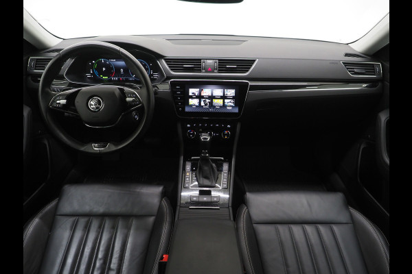 Škoda Superb Combi 1.4 TSI iV Laurin & Klement | Leder | Canton | Trekhaak | Camera | Keyless | Adaptive Cruise | Memory | Carplay