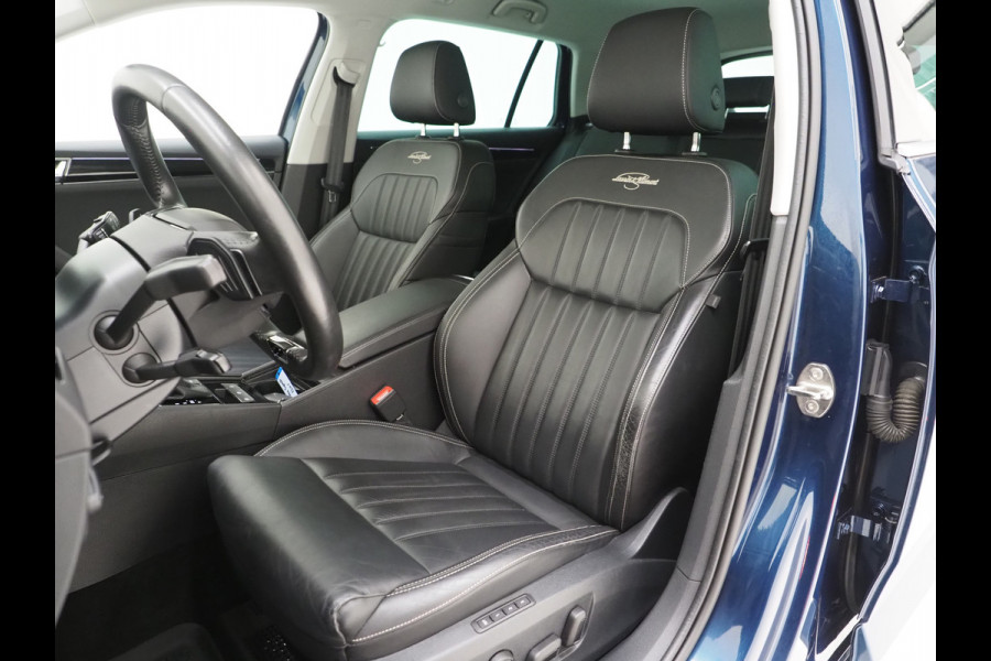 Škoda Superb Combi 1.4 TSI iV Laurin & Klement | Leder | Canton | Trekhaak | Camera | Keyless | Adaptive Cruise | Memory | Carplay