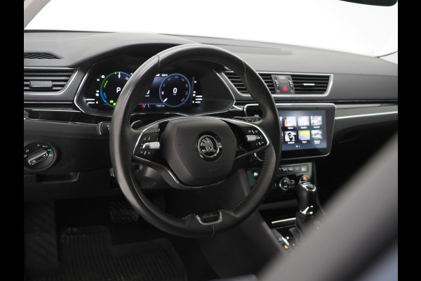 Škoda Superb Combi 1.4 TSI iV Laurin & Klement | Leder | Canton | Trekhaak | Camera | Keyless | Adaptive Cruise | Memory | Carplay