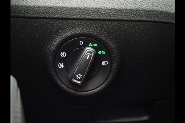 Škoda Superb Combi 1.4 TSI iV Laurin & Klement | Leder | Canton | Trekhaak | Camera | Keyless | Adaptive Cruise | Memory | Carplay