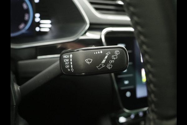 Škoda Superb Combi 1.4 TSI iV Laurin & Klement | Leder | Canton | Trekhaak | Camera | Keyless | Adaptive Cruise | Memory | Carplay