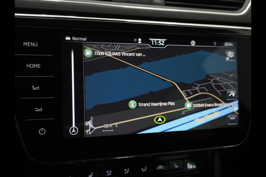 Škoda Superb Combi 1.4 TSI iV Laurin & Klement | Leder | Canton | Trekhaak | Camera | Keyless | Adaptive Cruise | Memory | Carplay