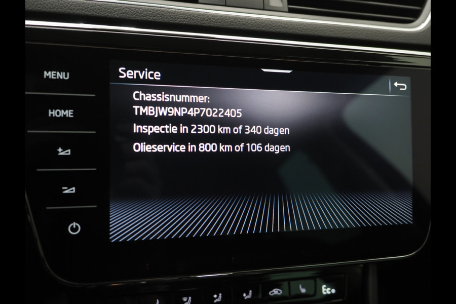 Škoda Superb Combi 1.4 TSI iV Laurin & Klement | Leder | Canton | Trekhaak | Camera | Keyless | Adaptive Cruise | Memory | Carplay