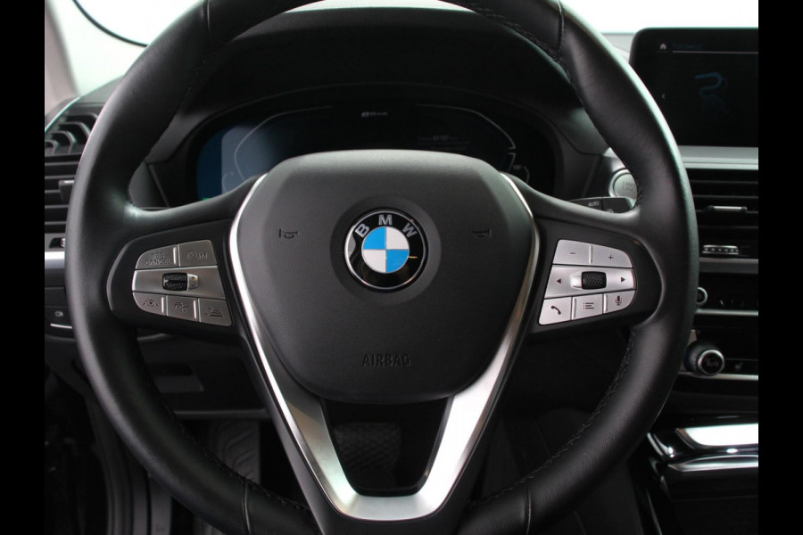 BMW X3 xDrive30e Plug in Hybride Advantage Automaat | Navigatie | Climate Control | Adaptive Cruise Control | Head up display | Led | Dab | Parkeer sensoren V+A | Stoelverwarming | Camera