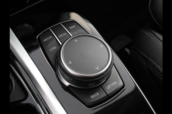BMW X3 xDrive30e Plug in Hybride Advantage Automaat | Navigatie | Climate Control | Adaptive Cruise Control | Head up display | Led | Dab | Parkeer sensoren V+A | Stoelverwarming | Camera
