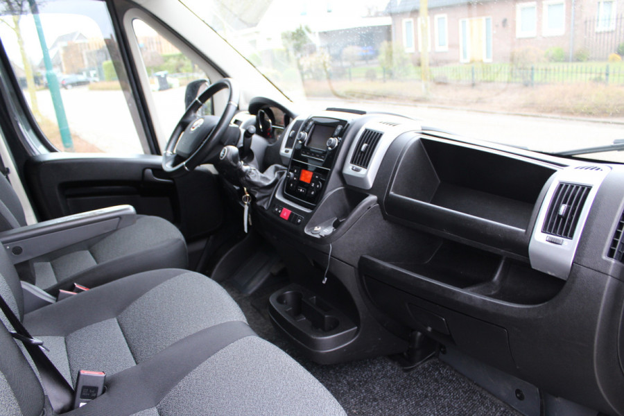 Fiat Ducato 30 2.3 MultiJet 120PK Euro6 L2H2 Buscamper - VanCubic Premium - Nieuwe camper inrichting!