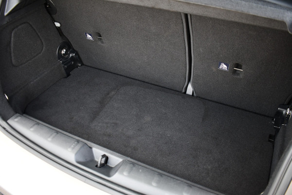 MINI Mini 1.5 Cooper John Cooper Works Pano Carplay Black-pack Adp-demping