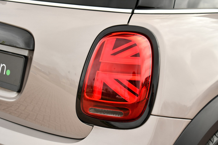 MINI Mini 1.5 Cooper John Cooper Works Pano Carplay Black-pack Adp-demping