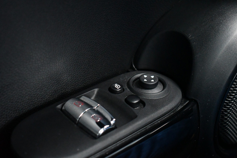 MINI Mini 1.5 Cooper John Cooper Works Pano Carplay Black-pack Adp-demping