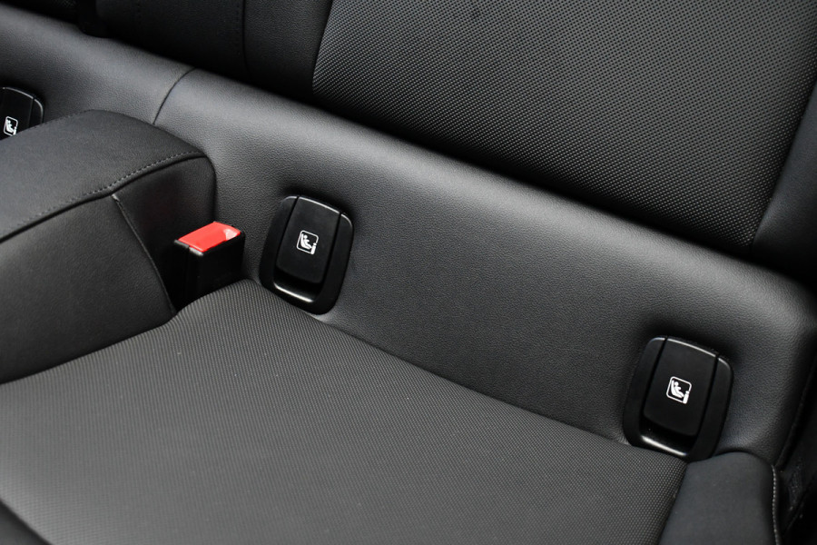 MINI Mini 1.5 Cooper John Cooper Works Pano Carplay Black-pack Adp-demping