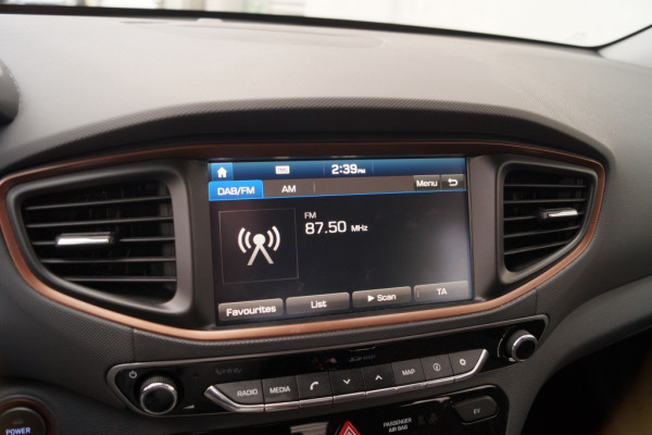 Hyundai IONIQ Comfort EV Limited Automaat -SOH100%-NAVI-ECC-PDC-