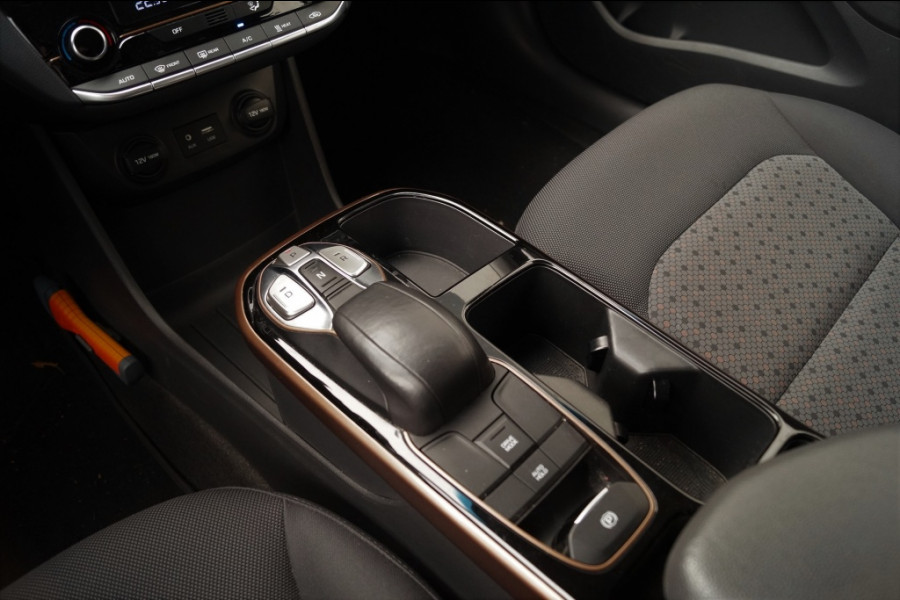 Hyundai IONIQ Comfort EV Limited Automaat -SOH100%-NAVI-ECC-PDC-