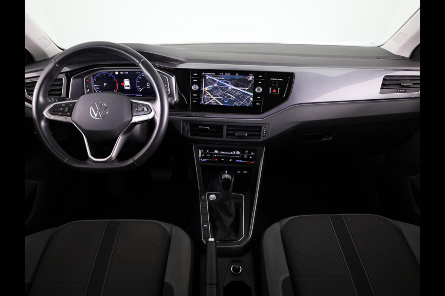 Volkswagen Polo 1.0 TSI Style 95 pk Automaat (DSG) | Navigatie | Parkeersensoren | Achteruitrijcamera | Adaptieve cruise control | Matrix LED koplampen | Stoelverwarming |