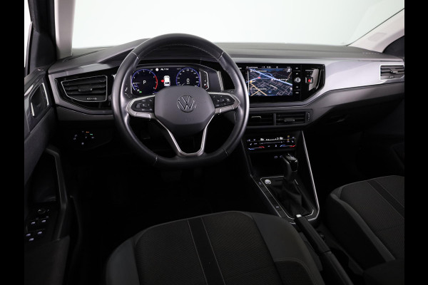 Volkswagen Polo 1.0 TSI Style 95 pk Automaat (DSG) | Navigatie | Parkeersensoren | Achteruitrijcamera | Adaptieve cruise control | Matrix LED koplampen | Stoelverwarming |