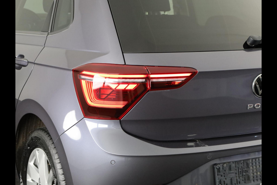 Volkswagen Polo 1.0 TSI Style 95 pk Automaat (DSG) | Navigatie | Parkeersensoren | Achteruitrijcamera | Adaptieve cruise control | Matrix LED koplampen | Stoelverwarming |