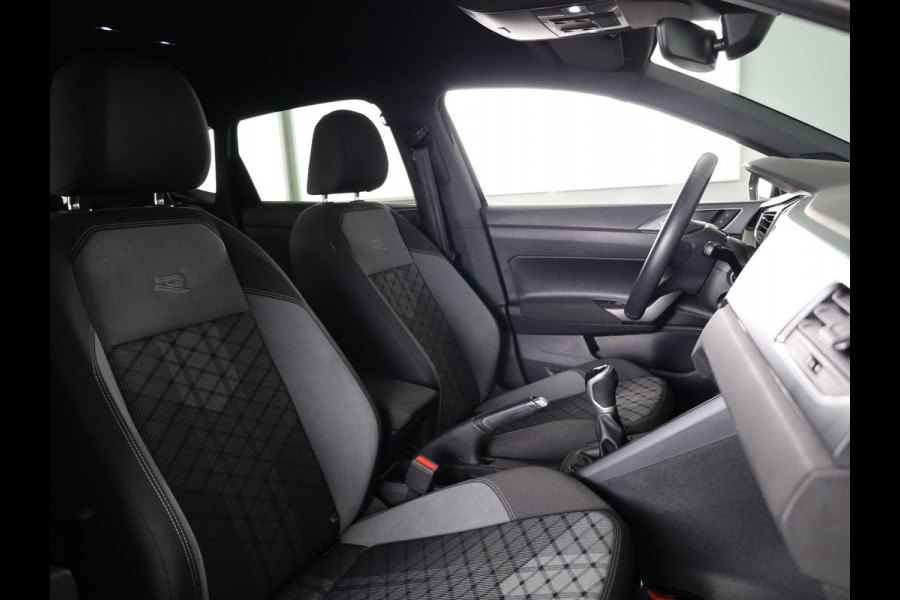 Volkswagen Polo 1.0 TSI R-Line 95 pk | Navigatie via App | Parkeersensoren | Adaptieve cruise control | LED koplampen | Apple Carplay/Android Auto | R-Line |