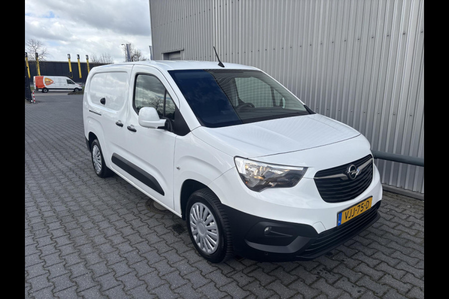 Opel Combo 1.5D L2H1*NAV*CRUISE*HAAK*A/C*INRICHTING*2xSCHUIF*