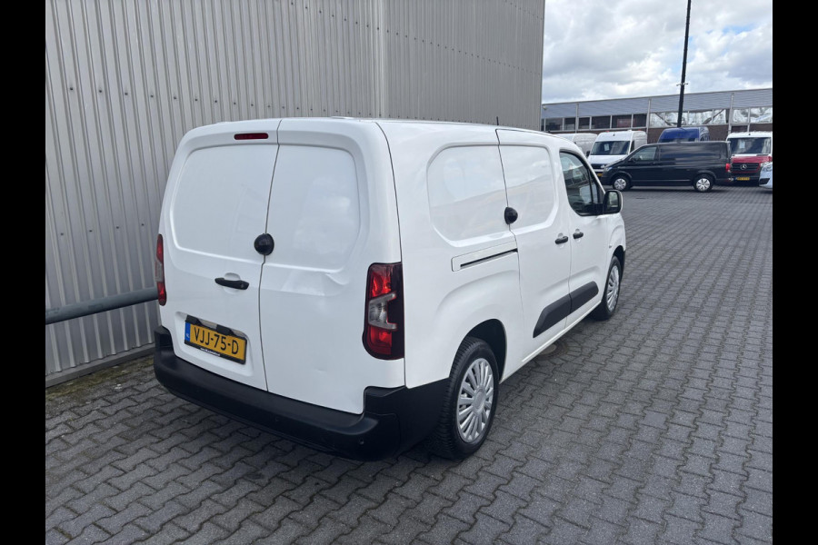 Opel Combo 1.5D L2H1*NAV*CRUISE*HAAK*A/C*INRICHTING*2xSCHUIF*