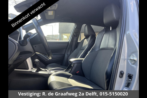 Toyota Corolla Cross 2.0 High Power Hybrid First Edition | Apple Carplay/Android Auto | voorstoelen verwarmd | Elektrische kofferbak | BSM