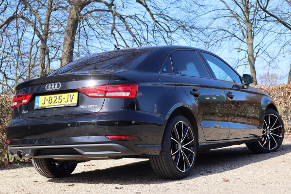 Audi A3 Limousine 30 TFSI Pro Line | Navi | Cruise control | DAB |