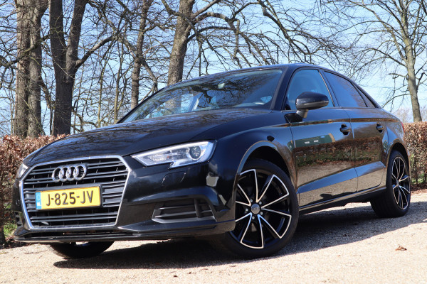 Audi A3 Limousine 30 TFSI Pro Line | Navi | Cruise control | DAB |