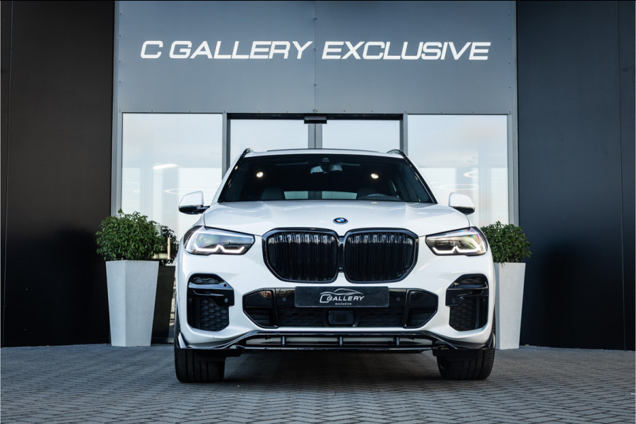 BMW X5 xDrive45e High Executive - M Sport | Panorama | Memory | Luchtvering | ACC