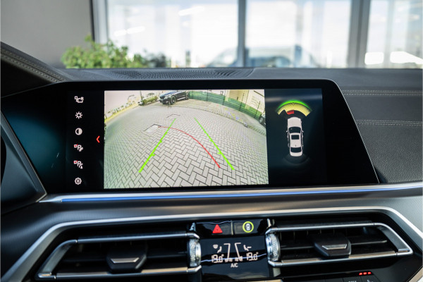 BMW X5 xDrive45e High Executive - M Sport | Panorama | Memory | Luchtvering | ACC