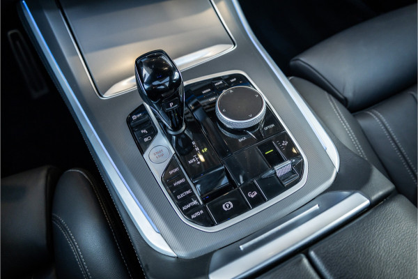 BMW X5 xDrive45e High Executive - M Sport | Panorama | Memory | Luchtvering | ACC