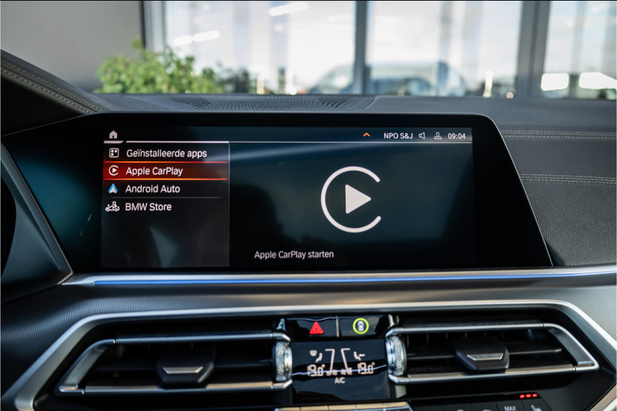 BMW X5 xDrive45e High Executive - M Sport | Panorama | Memory | Luchtvering | ACC