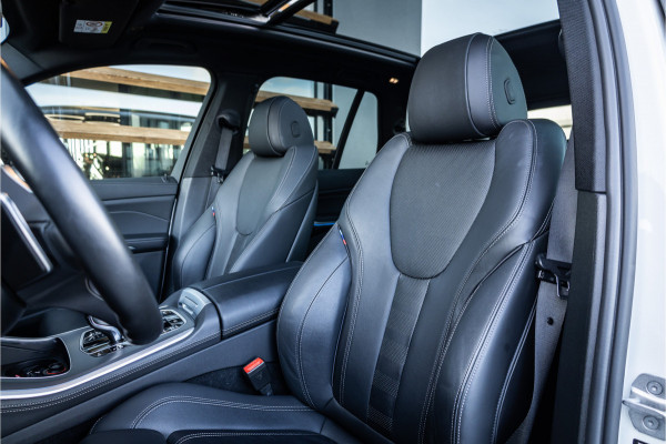BMW X5 xDrive45e High Executive - M Sport | Panorama | Memory | Luchtvering | ACC