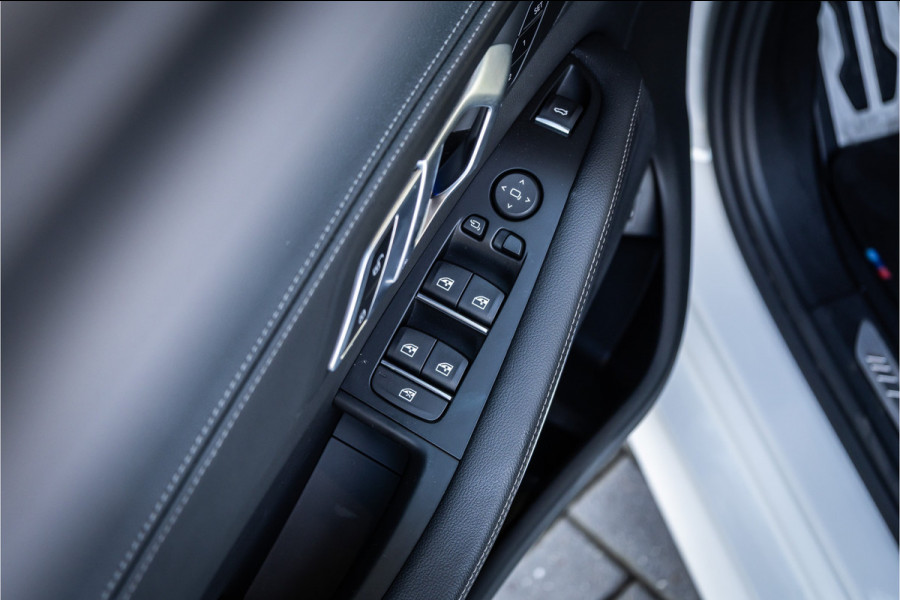 BMW X5 xDrive45e High Executive - M Sport | Panorama | Memory | Luchtvering | ACC