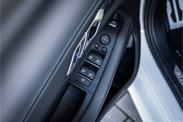 BMW X5 xDrive45e High Executive - M Sport | Panorama | Memory | Luchtvering | ACC