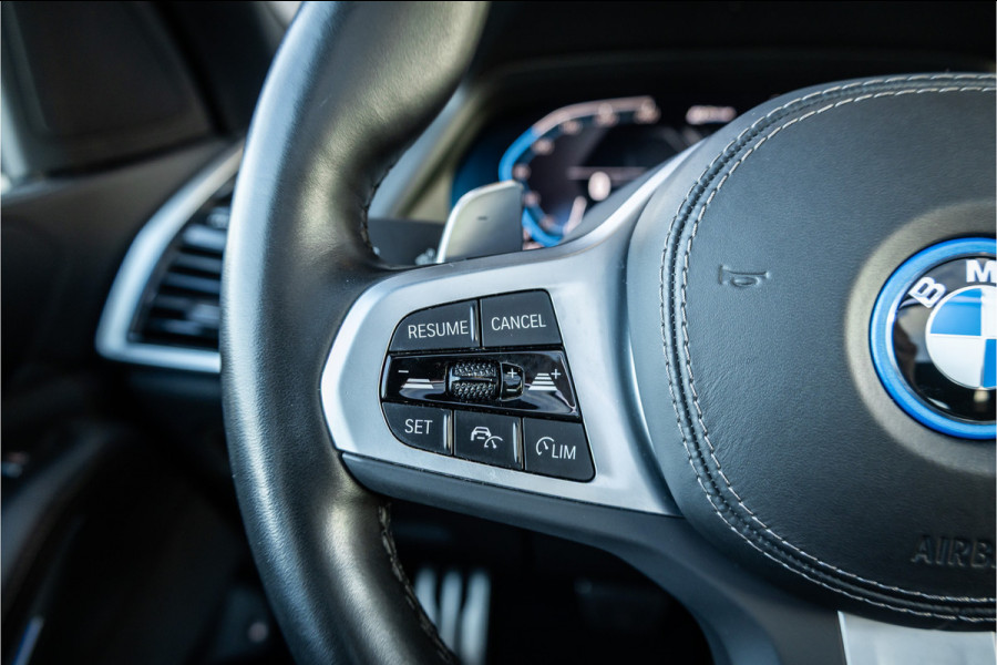 BMW X5 xDrive45e High Executive - M Sport | Panorama | Memory | Luchtvering | ACC