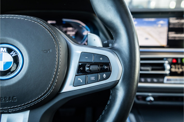 BMW X5 xDrive45e High Executive - M Sport | Panorama | Memory | Luchtvering | ACC