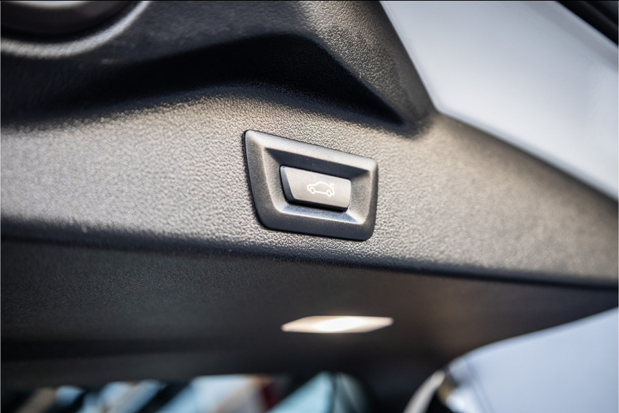 BMW X5 xDrive45e High Executive - M Sport | Panorama | Memory | Luchtvering | ACC