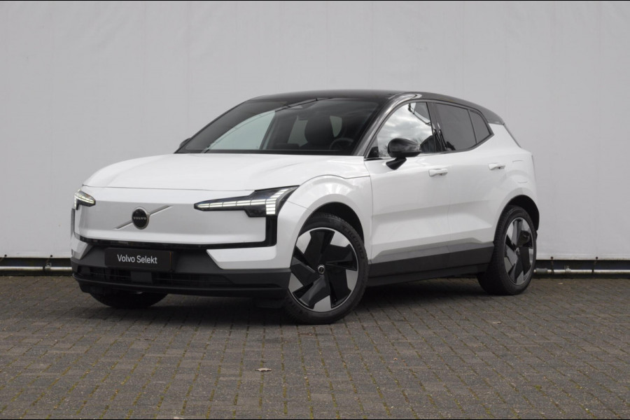 Volvo EX30 272PK Ext. Range Plus / Adaptieve Cruise Control/ Dodehoek Detectie / Parkeersensoren/ Achteruitrijcamera/ Warmtepomp/ Google Services/