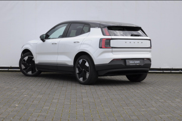 Volvo EX30 272PK Ext. Range Plus / Adaptieve Cruise Control/ Dodehoek Detectie / Parkeersensoren/ Achteruitrijcamera/ Warmtepomp/ Google Services/