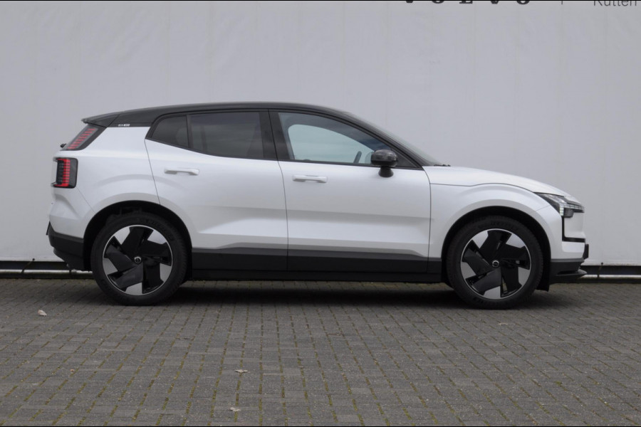 Volvo EX30 272PK Ext. Range Plus / Adaptieve Cruise Control/ Dodehoek Detectie / Parkeersensoren/ Achteruitrijcamera/ Warmtepomp/ Google Services/