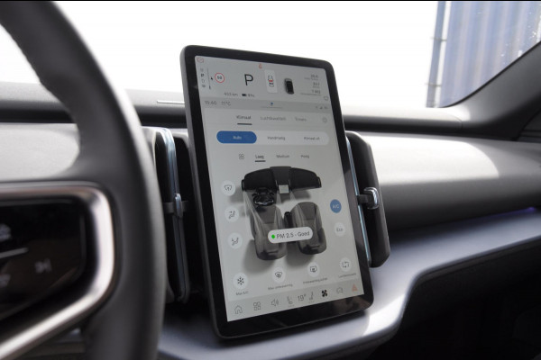 Volvo EX30 272PK Ext. Range Plus / Adaptieve Cruise Control/ Dodehoek Detectie / Parkeersensoren/ Achteruitrijcamera/ Warmtepomp/ Google Services/