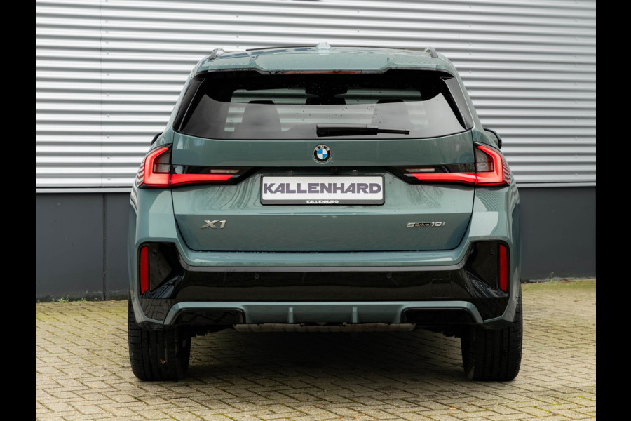 BMW X1 sDrive18i M-Sport Pro - Pano - Memoryzetel - Trekhaak - ACC - Head-Up - Harman Kardon